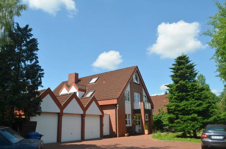 Ferienhaus für 4 Personen, mit Garten und Ausblick in Elmshorn