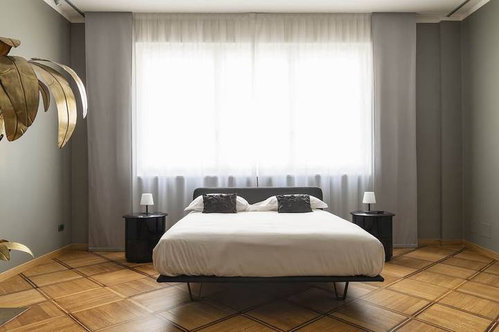 Appartamento intero, Appartamento in Duomo, centro storico, elegante e accogliente, 6 ospiti in Milano, Provincia di Milano
