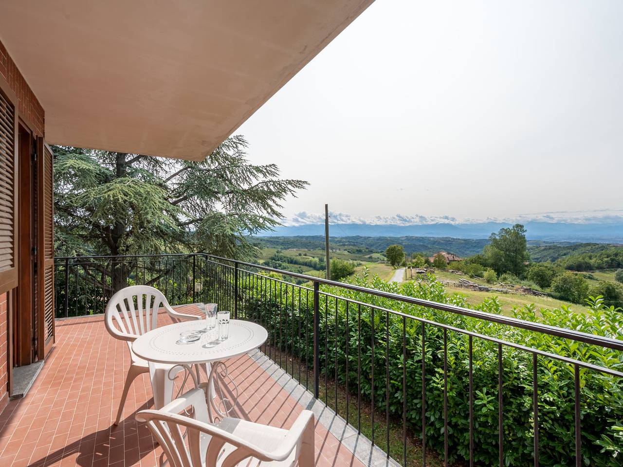 Pinetina in Bossolasco, Langhe