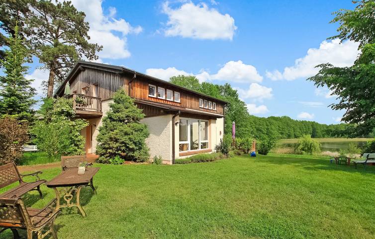 Ferienwohnung für 5 Personen, mit Seeblick und Garten sowie Terrasse in Templin - 3
