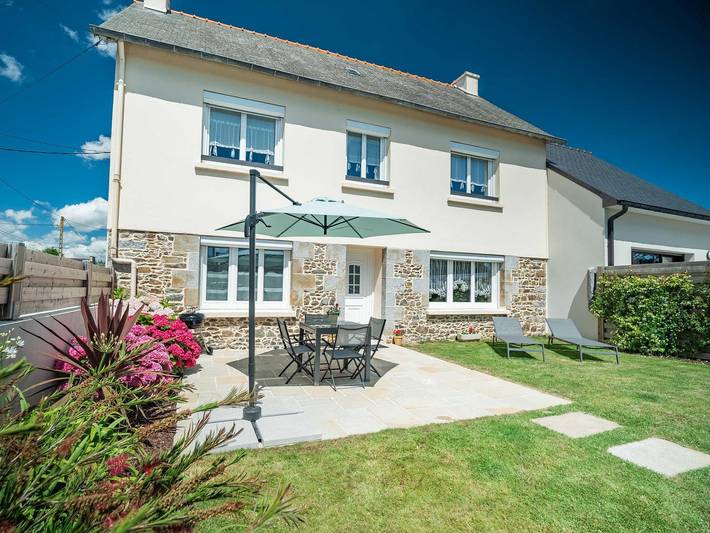 Gîte pour 5 personnes, avec Terrasse et Jardin