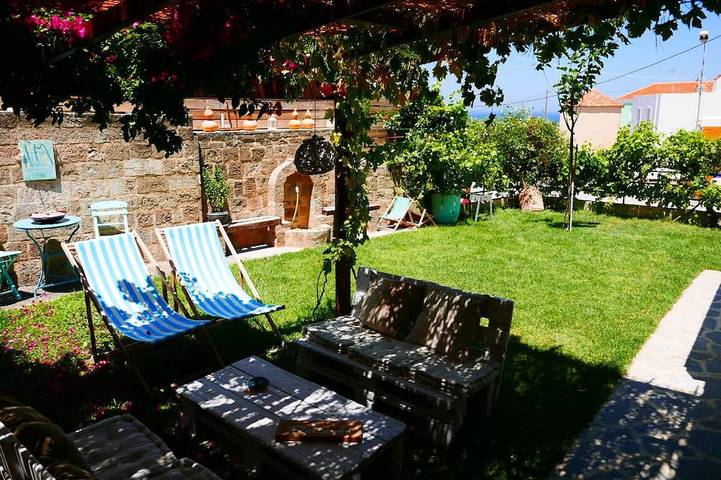 Holiday home for 7 people, with garden in Fanes