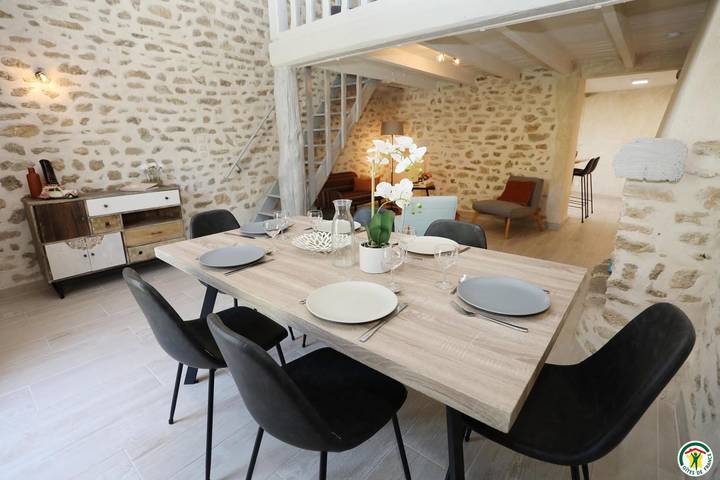 Au Fil Des Flots – La Berre in Grignan, Región de Nyons