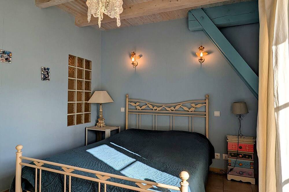 Gîte familial au cœur des gorges de la Loire avec équipements bébé et loisirs extérieurs in Lavoûte-sur-Loire, Haute-Loire