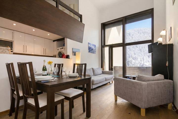 Ferienwohnung für 5 Personen, mit Balkon und Kinderpool in Chamonix