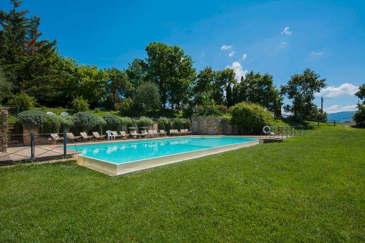 Appartamento per 3 persone, con giardino a Bagno a Ripoli