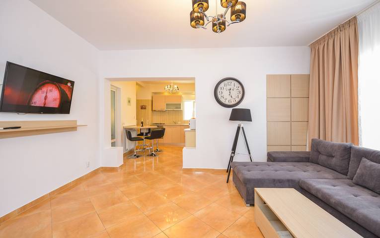 Gîte pour 5 personnes, avec terrasse à Bucarest - 4