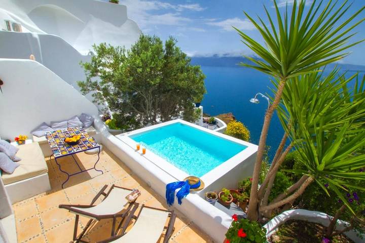 Chambre d’hôte pour 6 personnes, avec jardin et jacuzzi ainsi que terrasse et piscine à Oia - 4