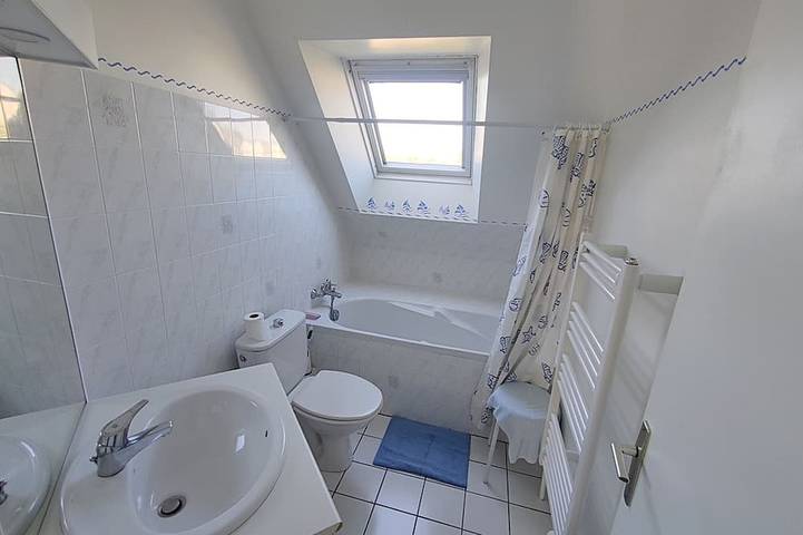 Location de vacances pour 4 personnes, avec jardin dans Plage Kerfontaine - 4