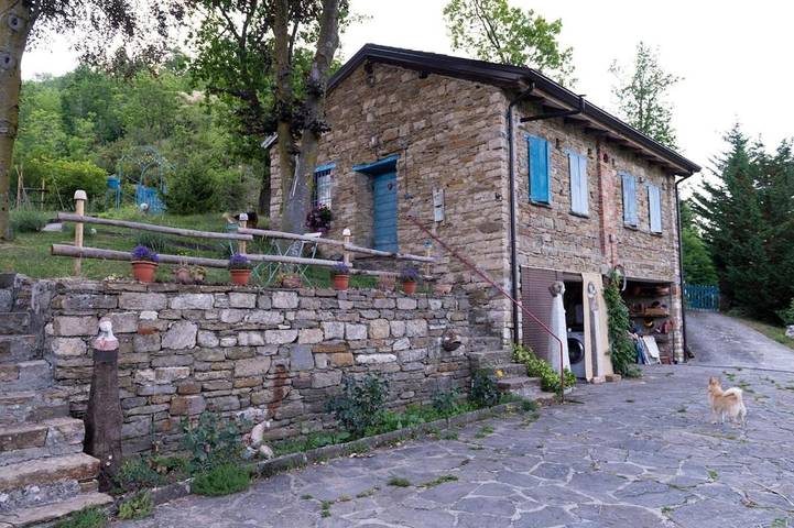 Location de vacances pour 4 personnes, avec vue et jardin à Bettola - 2