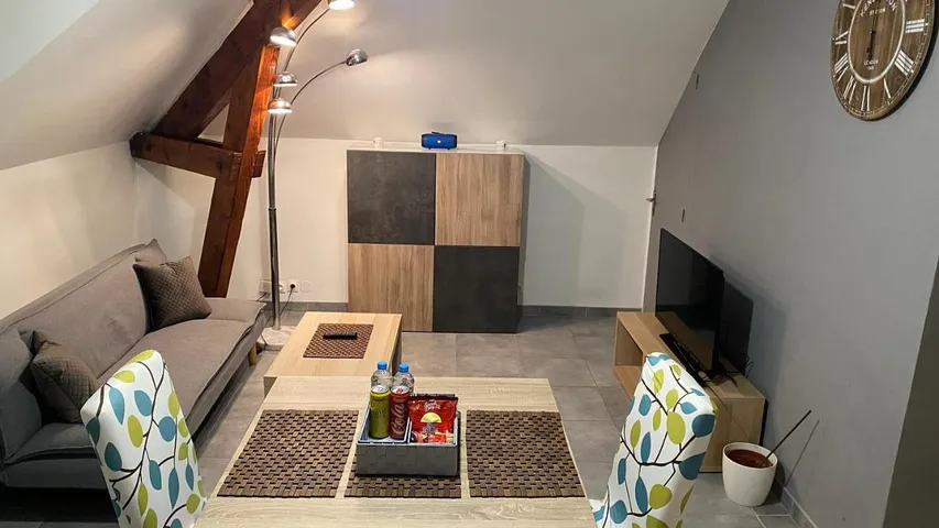 Apartamento de vacaciones para 4 personas, con terraza además de vistas y jardín - 1