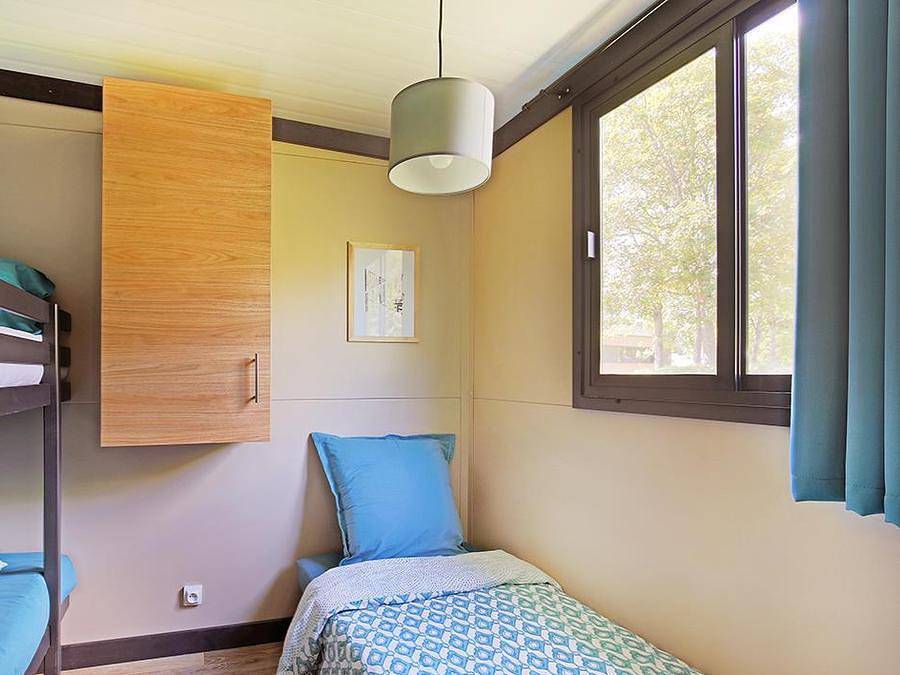 Camping Le Château - Mobilheim 5 personen - Cottage Morea Confort 25m² 2 Zimmer + überdachte Terrasse 1/5 Pers. in Hauterives, Valence und Umgebung