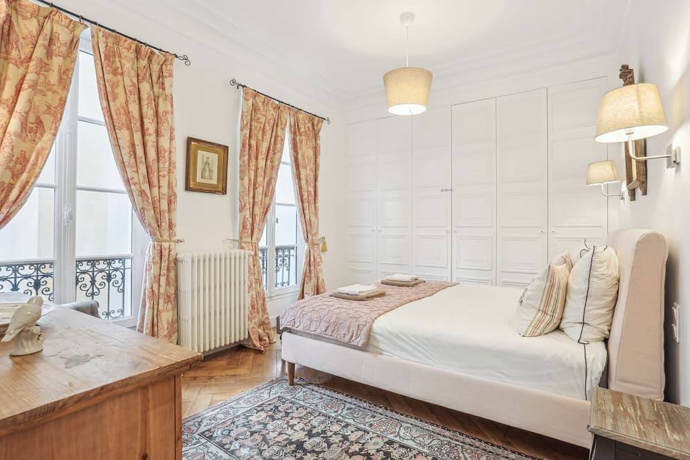 Ganze Wohnung, Luxueux 4 Br Haussmanian Apt 165m2 / 2 king 2 queen size beds in 10e Arrondissement, Paris