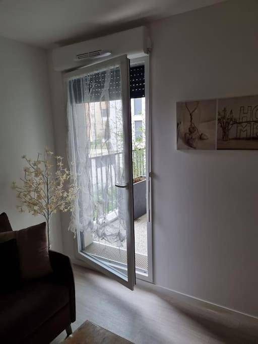 Gîte pour 2 personnes, avec terrasse dans Roissy-en-Brie - 3