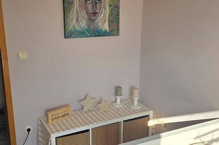 Ganze Wohnung, Ferienwohnung im Künstlerhaus mit Terrasse in Netphen, Kreis Siegen-Wittgenstein