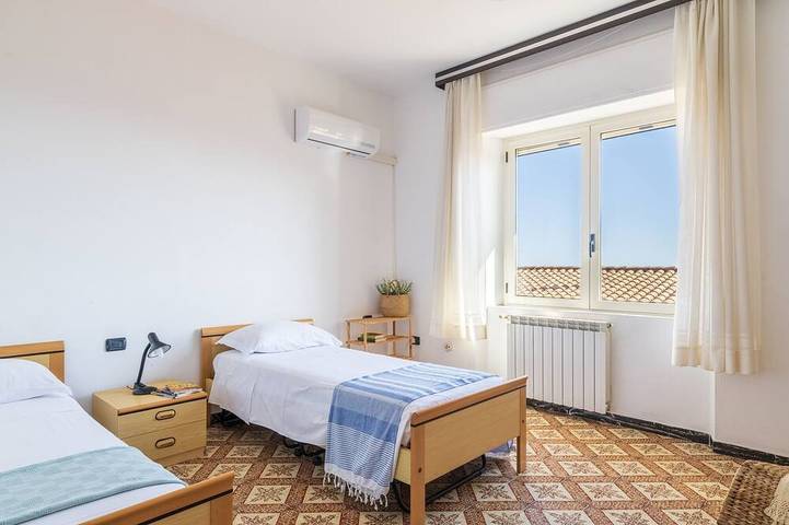 Ganze Wohnung, Santa Maria Navarrese Mit Garten Und Meerblick in Santa Maria Navarrese, Baunei