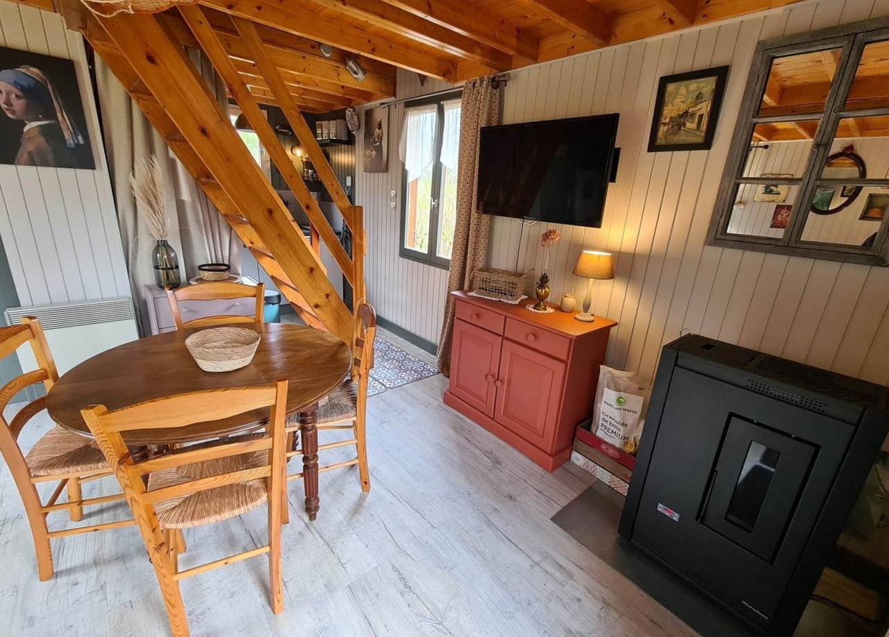 Chalet 4 personnes, à 2 min à pied du lac in Moux-en-Morvan, Lac des Settons