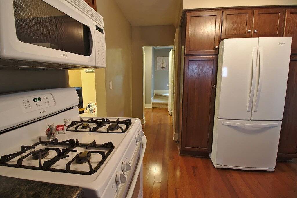 Stylish & Updated Bungalow in Madison, Dane County