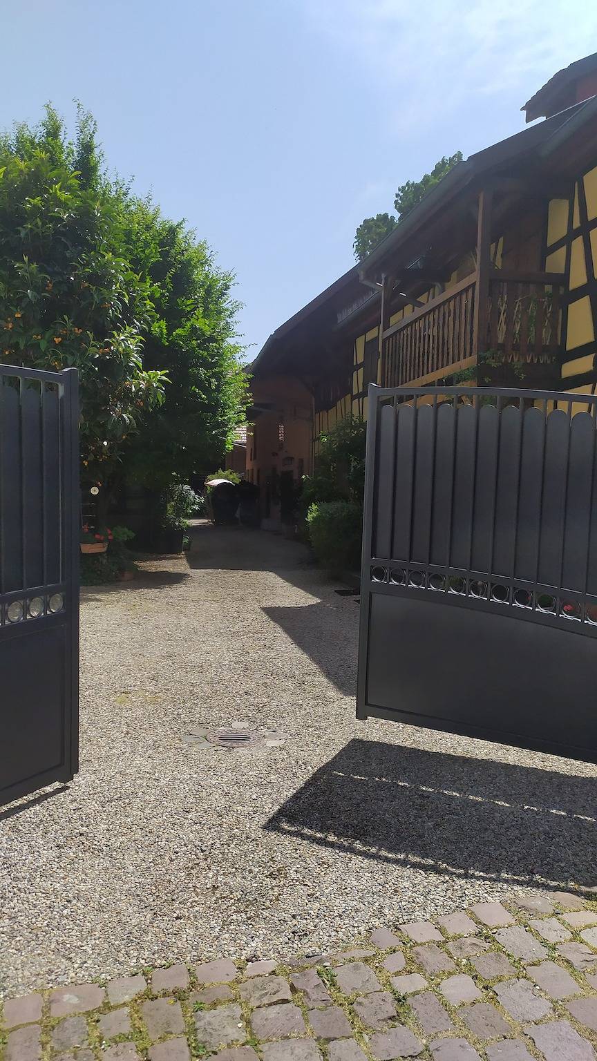 Gite géranium - la cour de j'anne in Schiltigheim, Région de Strasbourg
