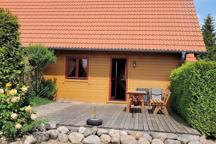 Ferienhaus für 4 Personen, mit Garten in Klink