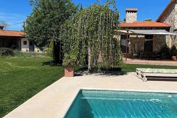 Casa rural para 8 personas, con jardín en Uceda