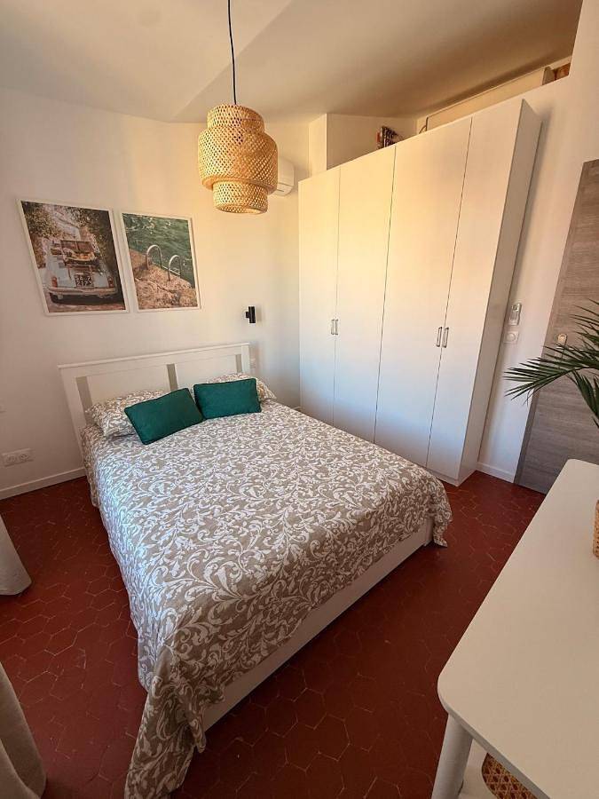 Gîte pour 4 personnes dans Office de Tourisme de Cuges les Pins - 3