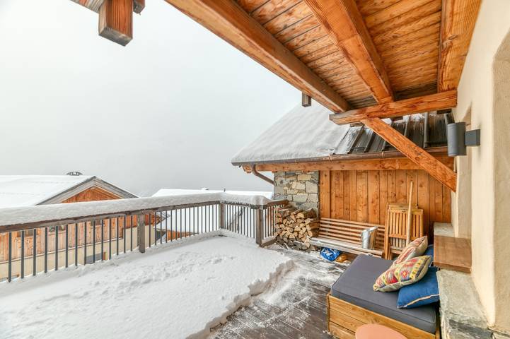 Apartamento entero, Apartamento 'Klochette - Charme Et Famille' con vistas a la montaña, terraza privada y Wi-Fi in Villard-Reculas, Parque Nacional de los Ecrins