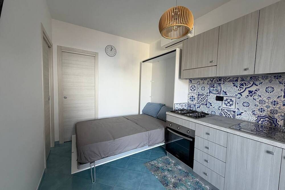 Entire apartment, The Turquoise Little House in Palinuro, Cilento