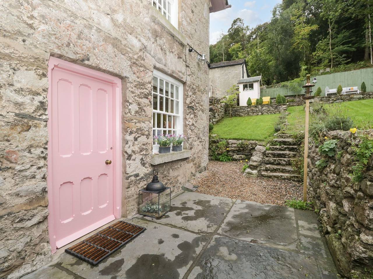 Pear Tree Cottage in Grange-over-Sands, Lake District