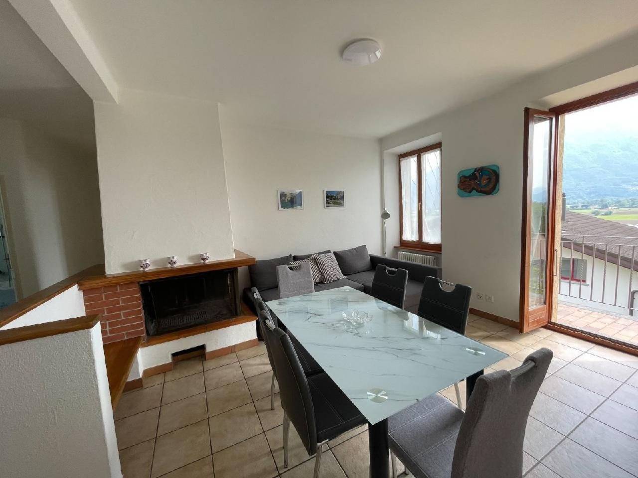 Ganze Wohnung, Mit Bergblick in Gordola, Tessiner Alpen