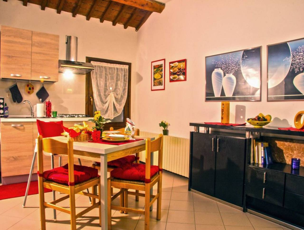 Appartamento intero, Nel cuore pulsante della piccola cittadina, all’interno delle antiche mura. in Montagnana, Provincia di Padova