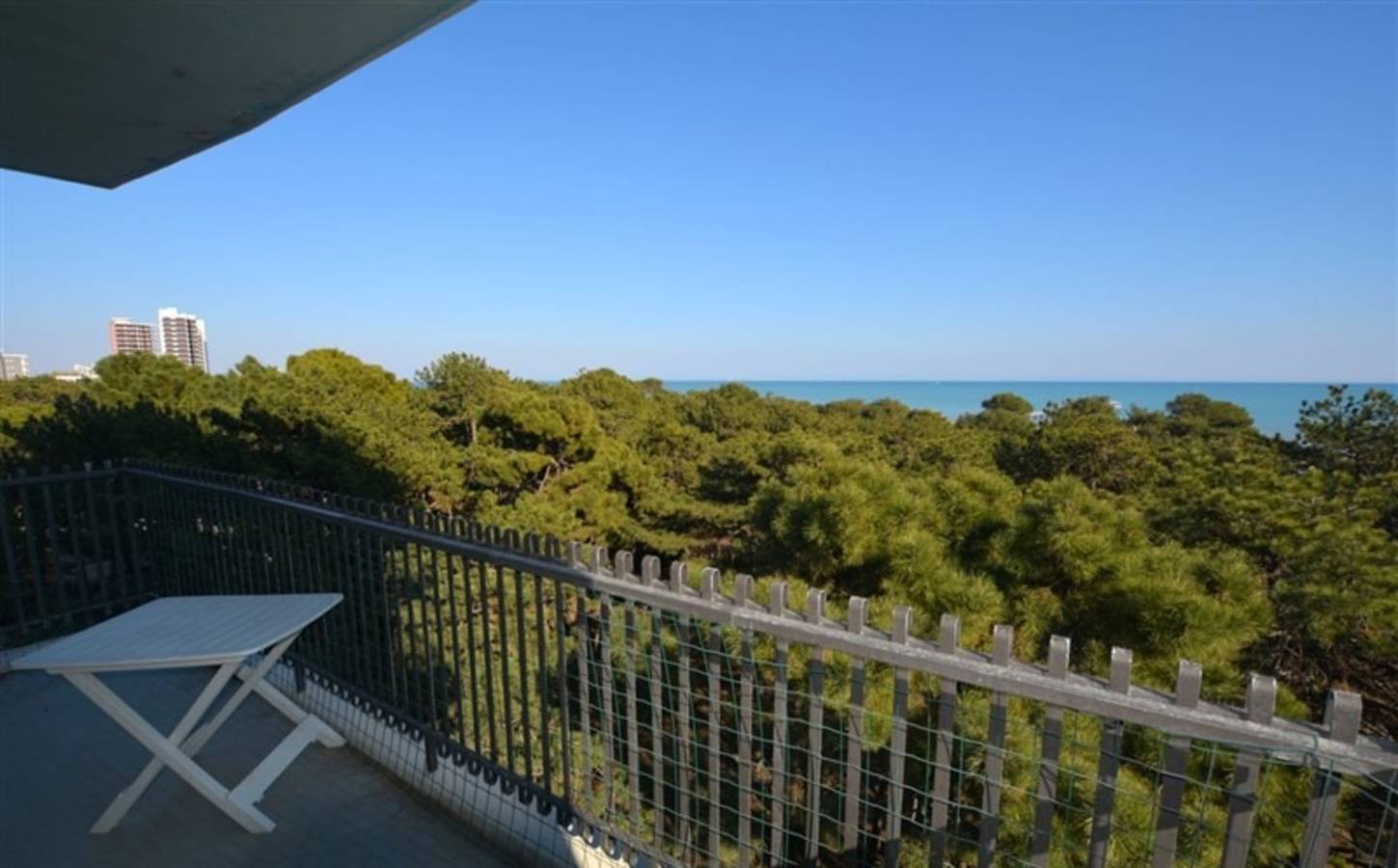 Ganze Wohnung, Herrliche Wohnung am Strand mit Meerblick in Lignano Pineta, Lignano Sabbiadoro