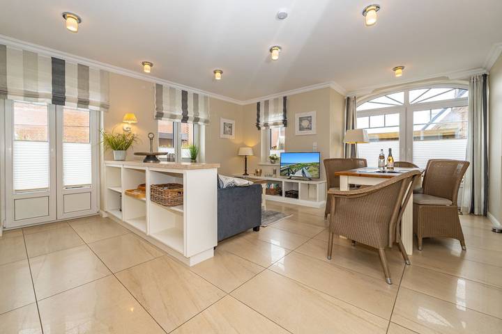 Ganze Wohnung, 4-Zimmer-Ferienwohnung mit Sauna und Garten. - nur 300 Meter zum Strand! in Westerland, Sylt (Gemeinde)