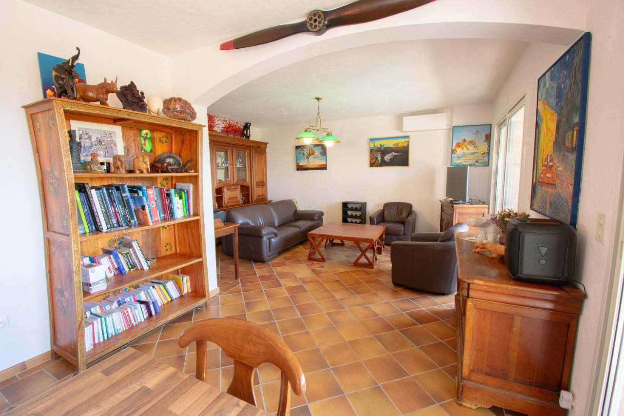 Villa in Mandelieu-la-Napoule, Middellandse Zeekust (Frankrijk)