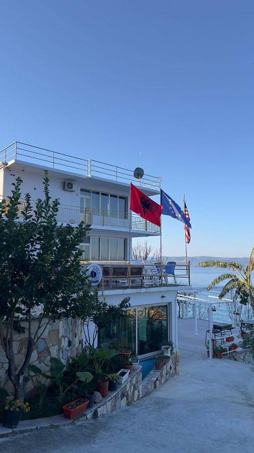 Chambre d’hôte pour 6 personnes, avec jardin et vue en Albanie - 2