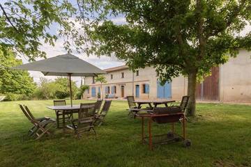 Location de vacances pour 9 personnes, avec jardin à Donneville