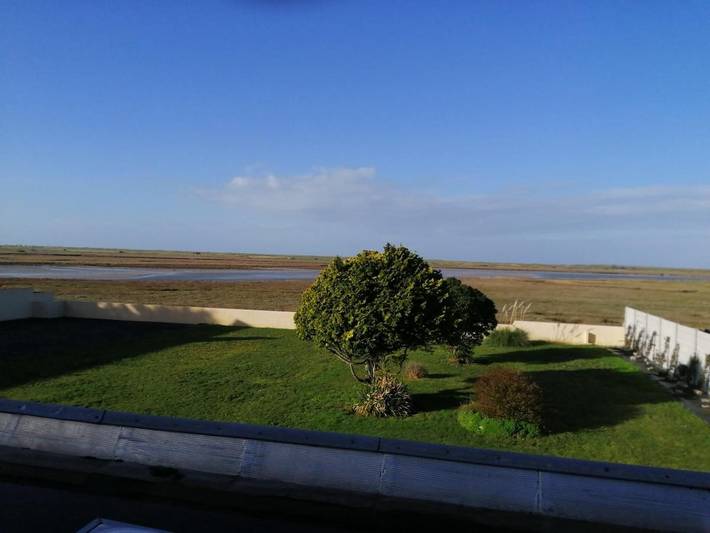 Location de vacances pour 6 personnes, avec terrasse et vue, animaux acceptés à Bricqueville-sur-Mer - 4