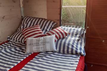 Hausboot für 4 Personen in Loddin, Usedom, Bild 2