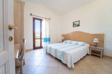 Vakantiewoning voor 4 Personen in Tamarispa, Budoni, Afbeelding 1