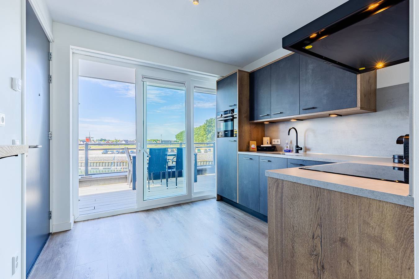 Ferienwohnung am Wasser - mit 2 Balkonen | Nr. 22 | 2 - 4 Pers. | Vista Maris in Sint-Annaland, Niederländische Nordsee
