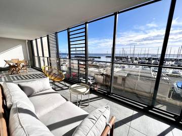 Gîte pour 6 personnes, avec vue et balcon dans Port De Marseillan