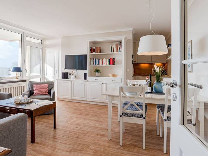 Ganze Ferienwohnung, Haus Uthlande Wohnung 25 - "Entspannung und Meerblick: Ihre Traumferienwohnung auf Föhr!" in Raucherstrand, Wyk auf Föhr