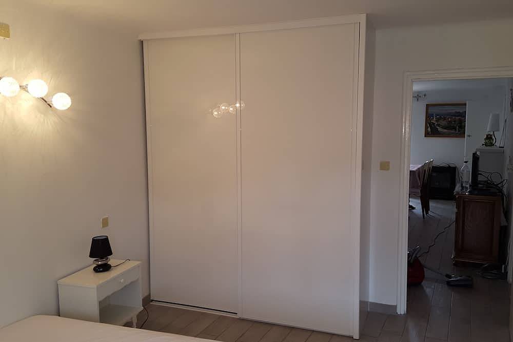 Apartamento entero, Apartamento F3 en Piana completamente renovado en 2017. Capacidad 5. in Piana, Region de Ajaccio