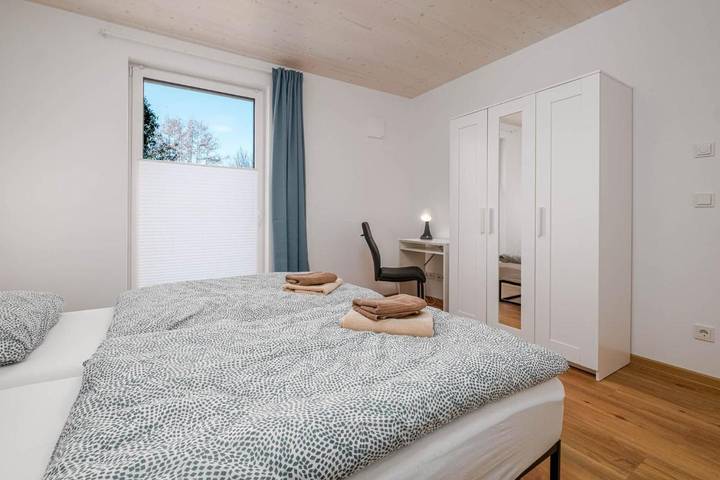 Ferienwohnung für 3 Personen, mit Terrasse und Garten sowie Ausblick in Hoisdorf