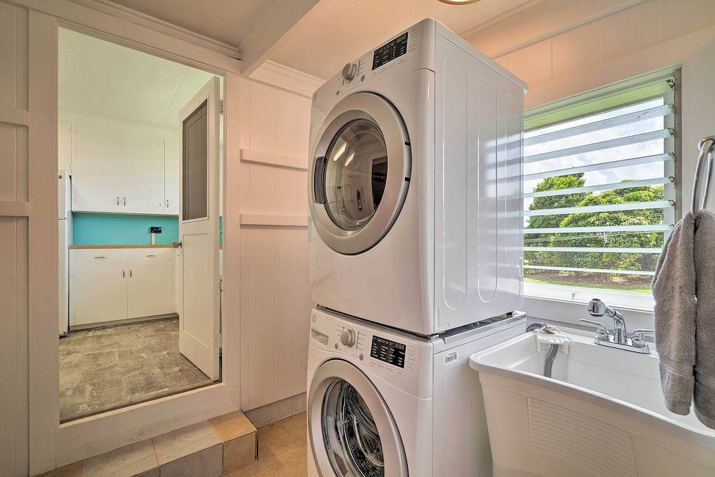 Neu! Charming Historic Hilo Home - Minuten zum Strand! in Hilo, South Hilo