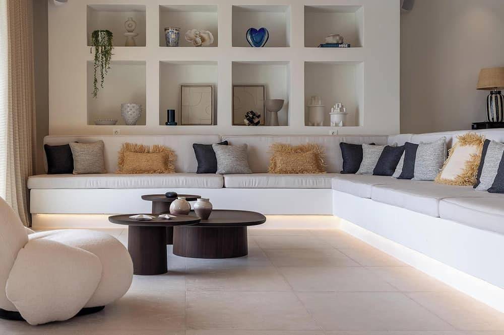 Where Luxury Meets the Timeless Beauty of the Aegean! in Agios Stefanos, Mykonos