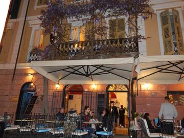 Hôtel pour 2 personnes, avec terrasse à Noli