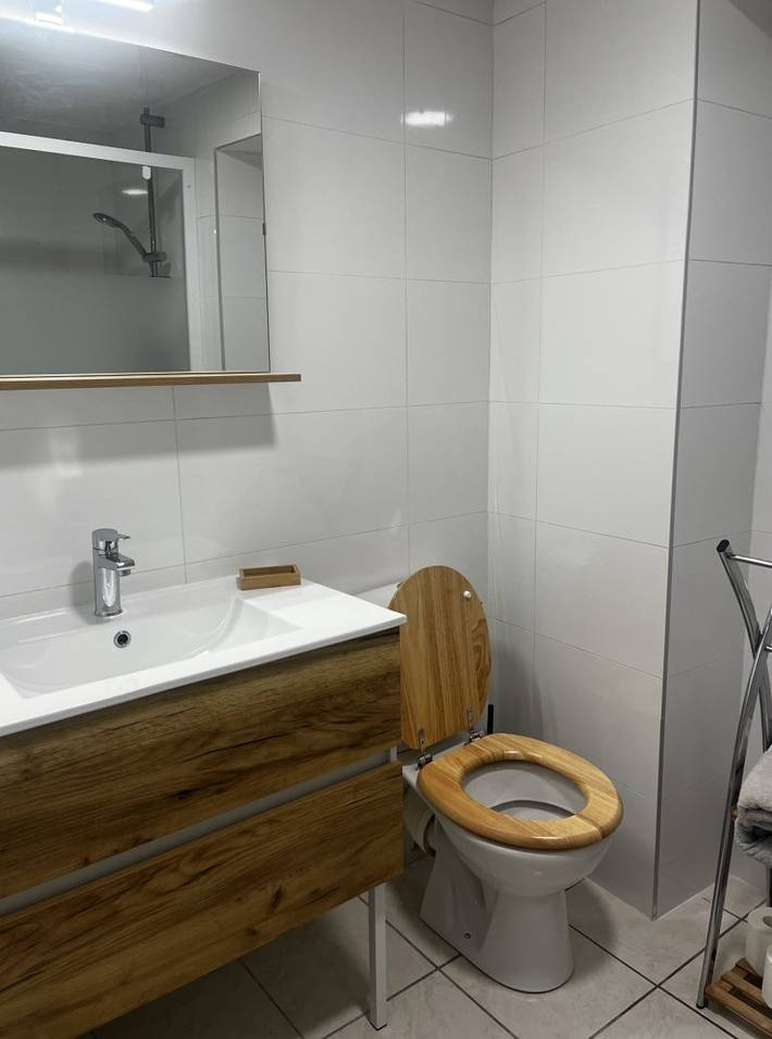 Gîte pour 4 personnes, avec balcon dans Rhône - 4