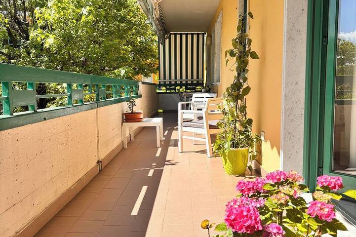 Location de vacances pour 4 personnes, avec balcon à Massa (Italie)