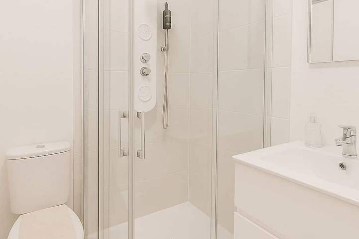 Entire apartment, Suite by Hawkins interior 1st A in Algeciras, Costa de la Luz